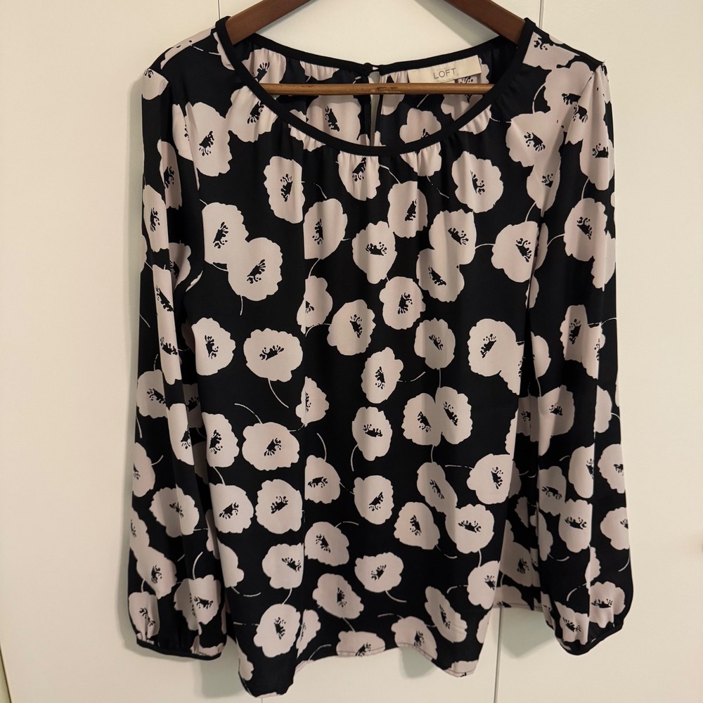 LOFT Ann Taylor Black White Floral Poppy Print Long Sleeve Blouse Size M